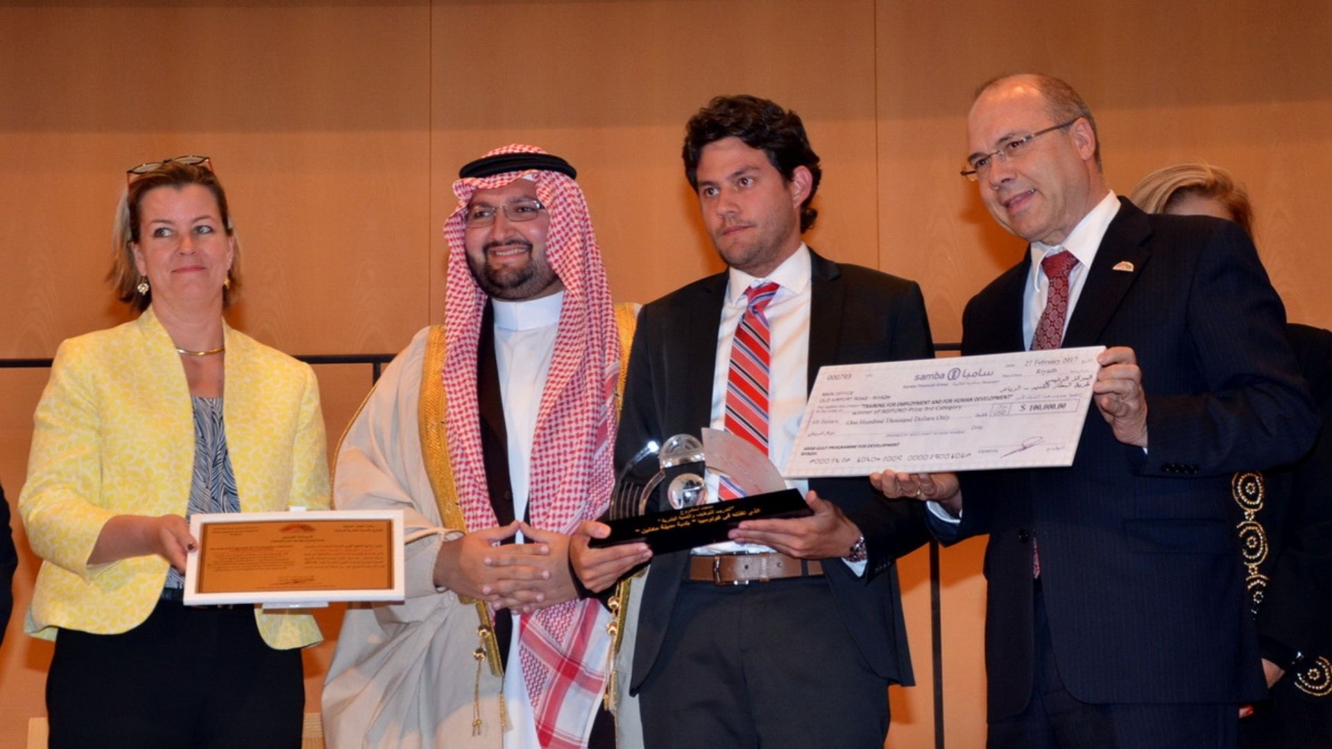 المشروع الفائز الثالث بجائزة الأمير طلال الدولية للتنمية البشرية 2015